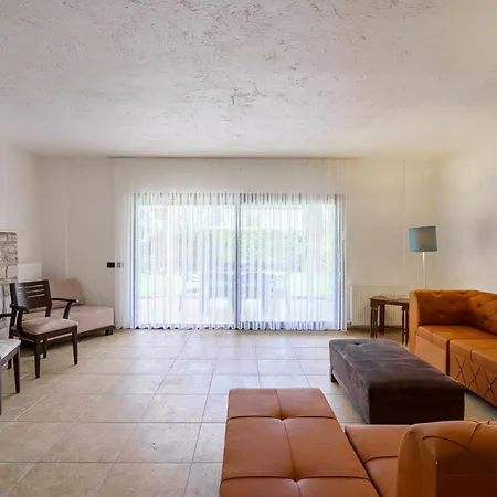 Stone Near Long & Shopping Mall Villa Kusadasi