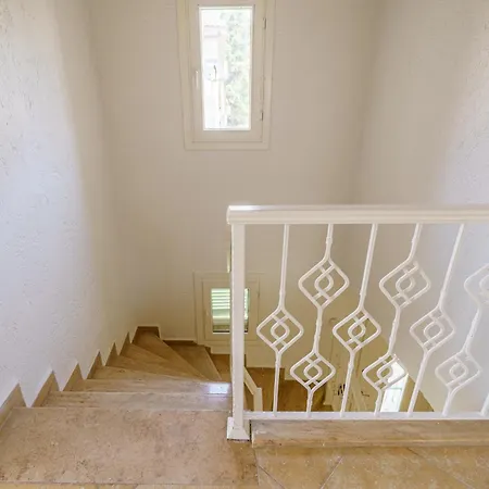 Stone Near Long & Shopping Mall Villa Kusadasi